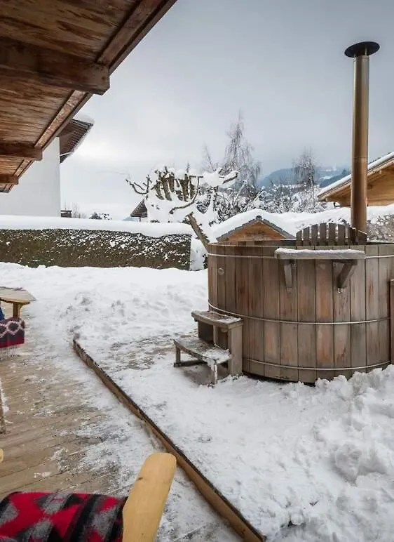 Villa La Taia Des Neiges Megève 0*,
